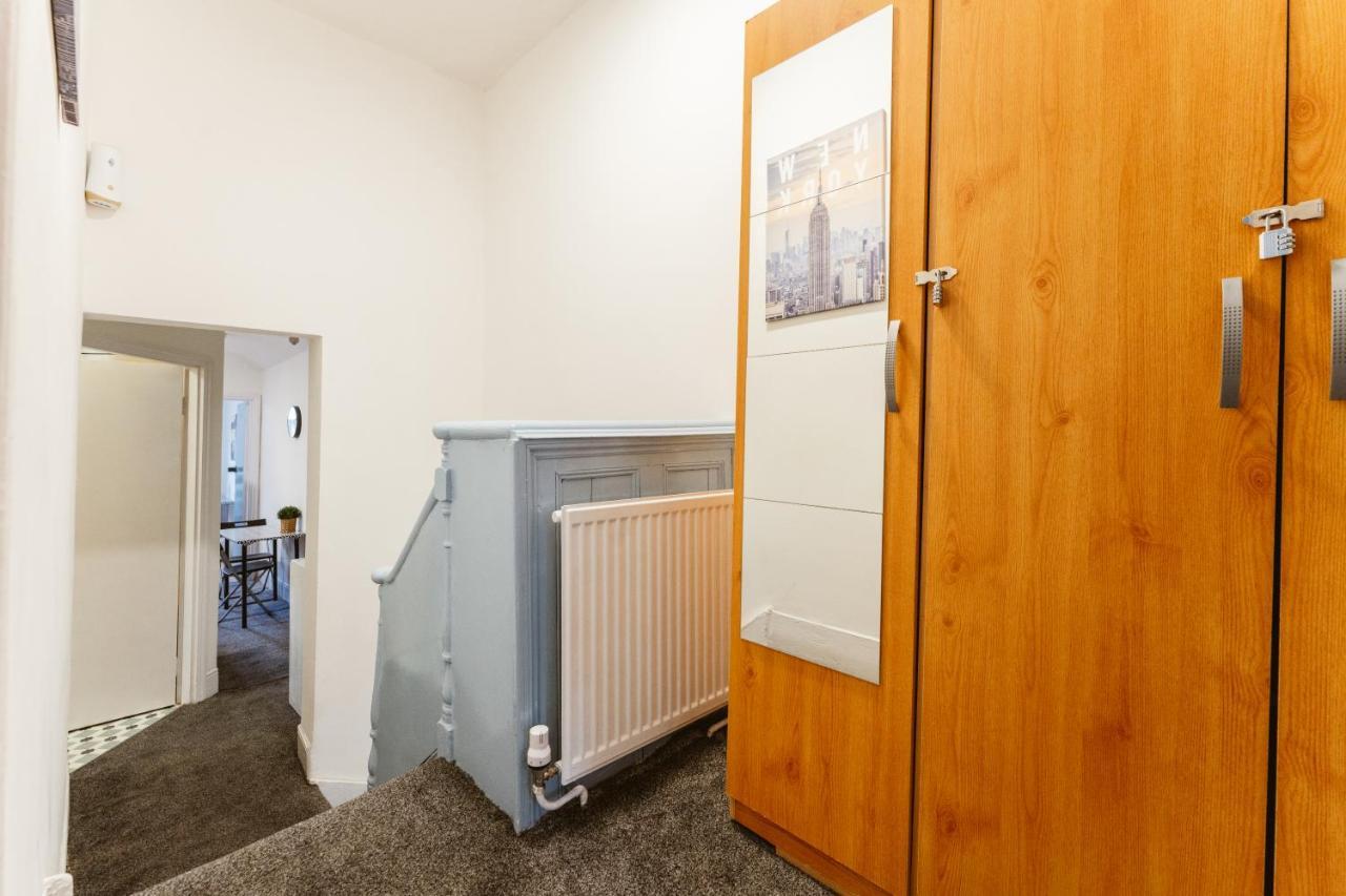 Mile End Double Rooms 86A Londres Exterior foto