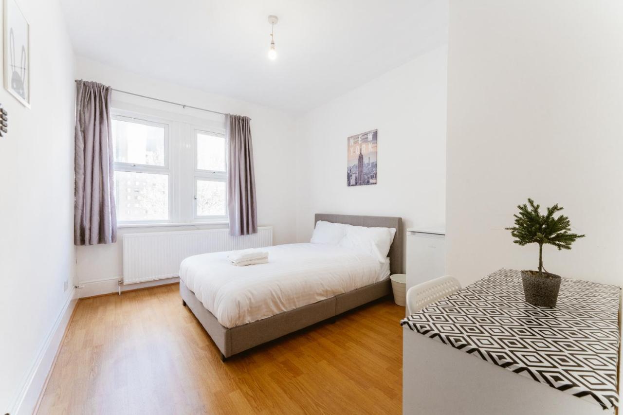 Mile End Double Rooms 86A Londres Exterior foto