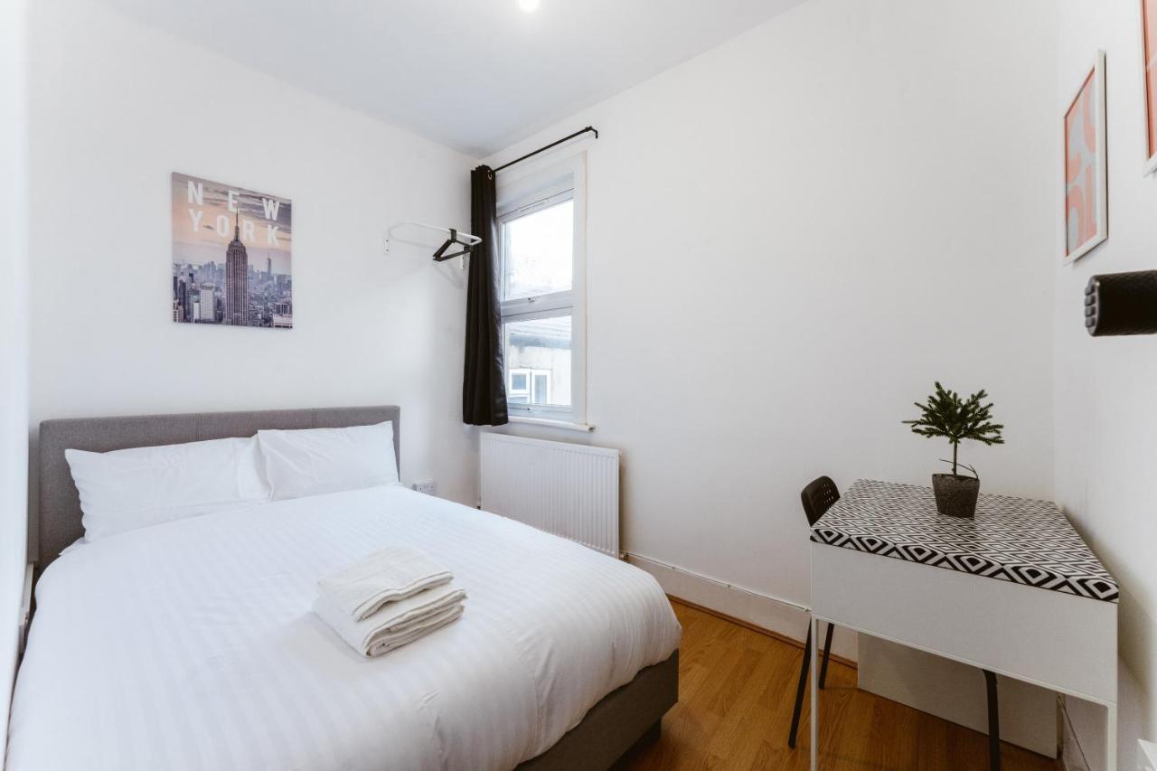 Mile End Double Rooms 86A Londres Exterior foto